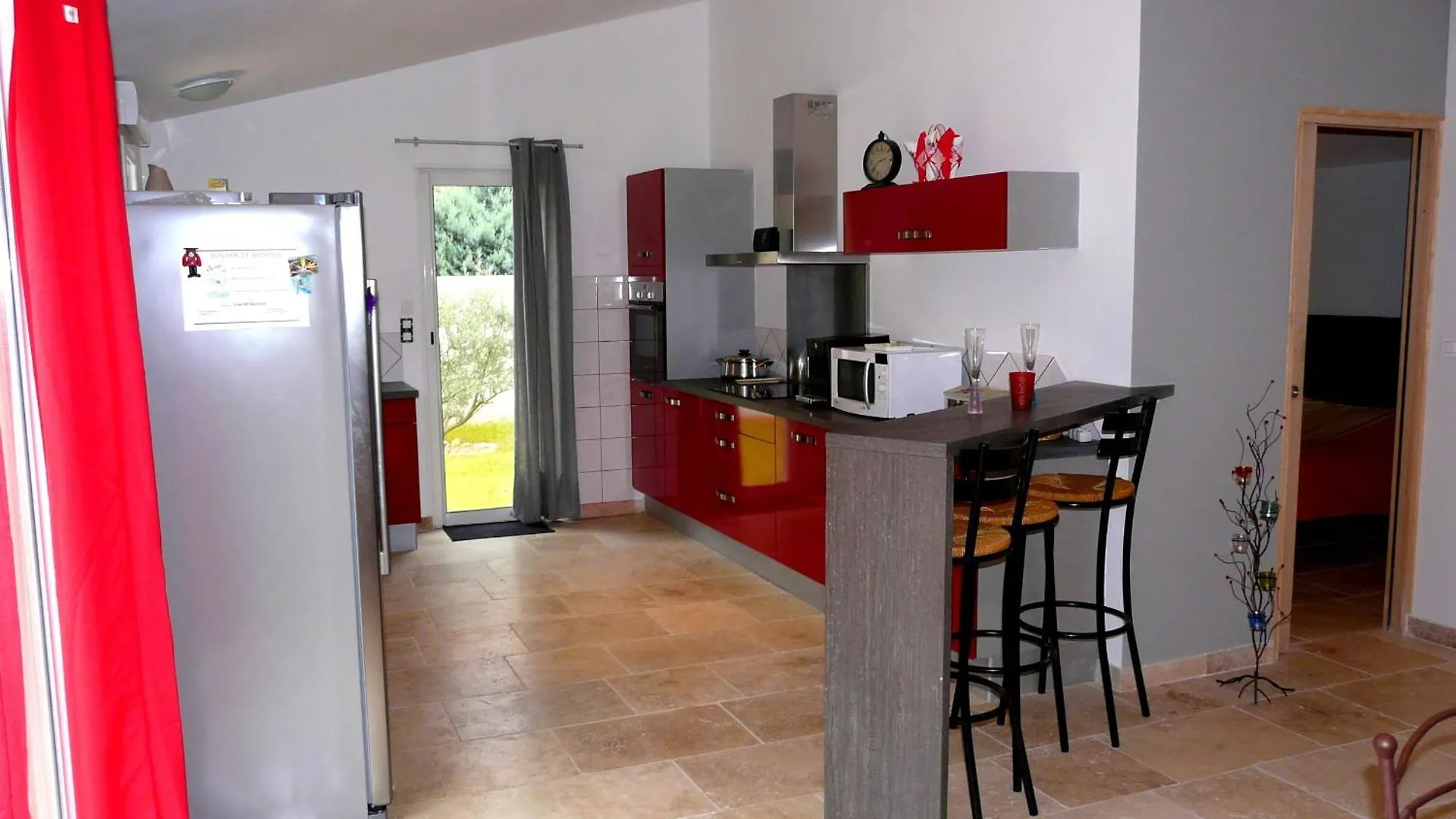 Nice House With Private-Pool Situated In The Heart Of The Luberon Maubec  0*, Maubec (Vaucluse) France