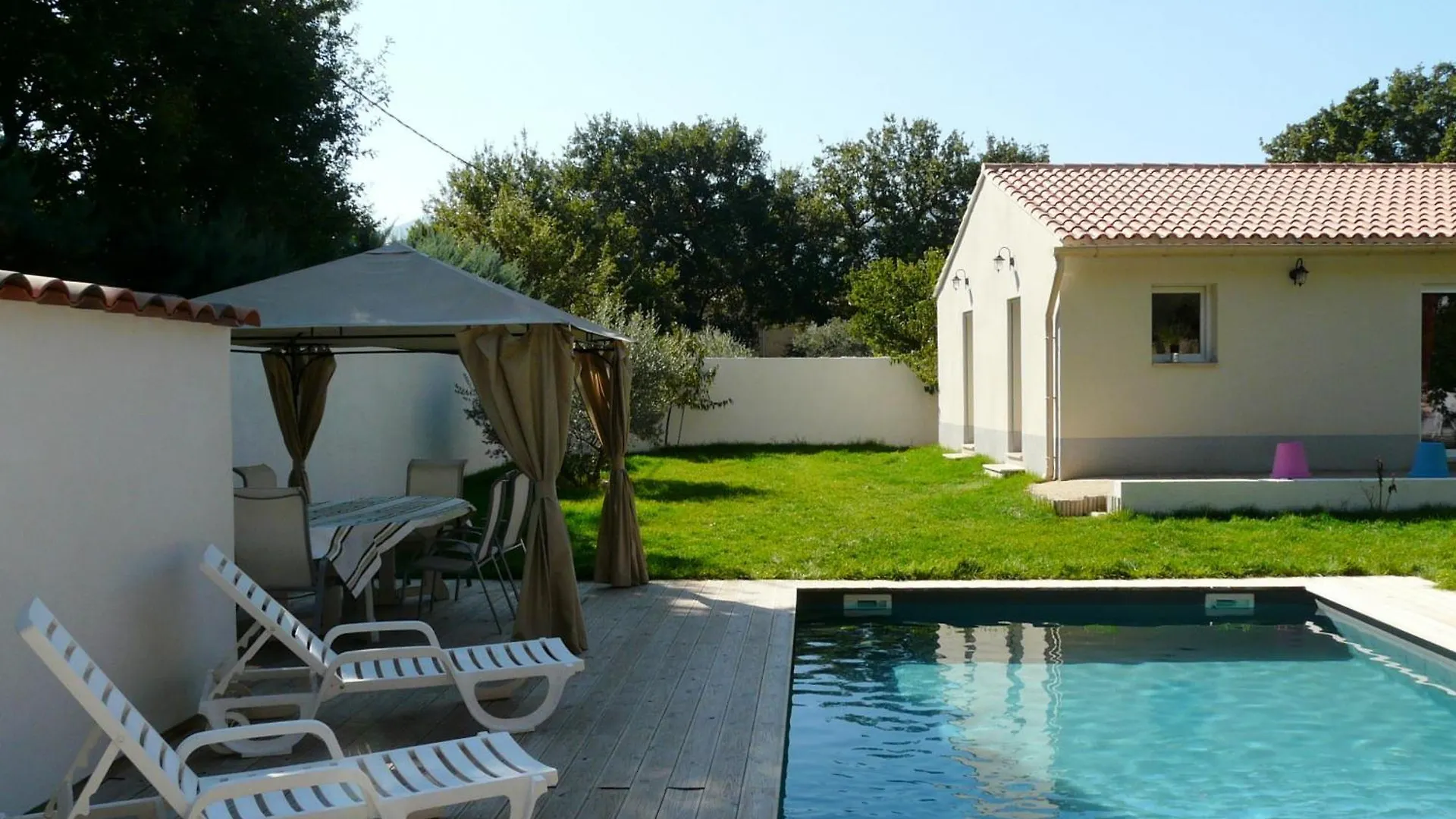 Holiday home Nice House With Private-Pool Situated In The Heart Of The Luberon Maubec  France