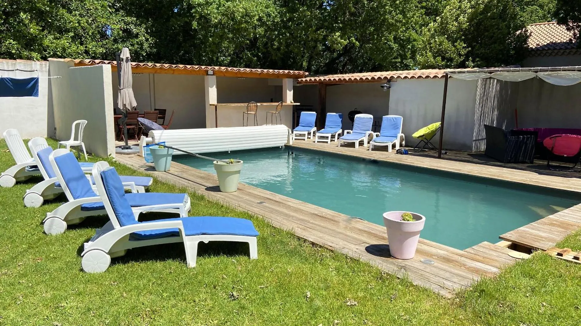 Nice House With Private-Pool Situated In The Heart Of The Luberon Maubec  0*, Maubec (Vaucluse)